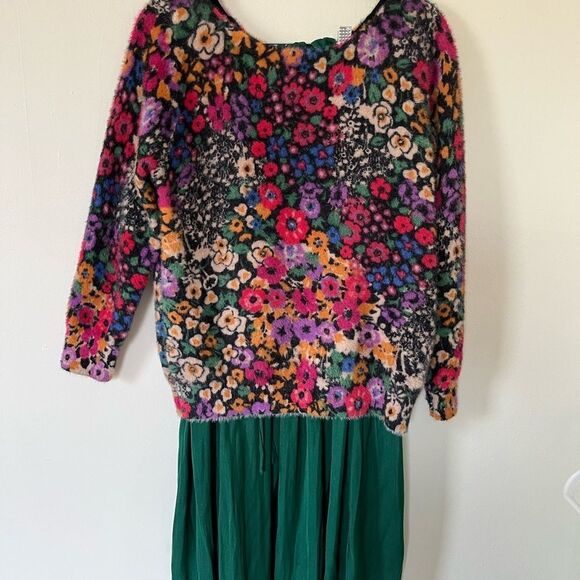 Anthropologie Bouquet Eyelash Scoopneck Sweater + Green Maxi Skirt - Picture 2 of 8